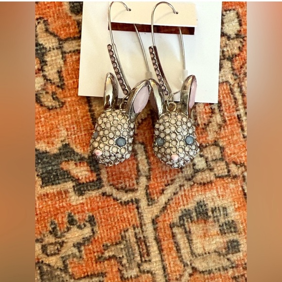 Betsey Johnson Faux Stone Spring Bunny Shaped Dangle Earrings - Picture 6 of 9